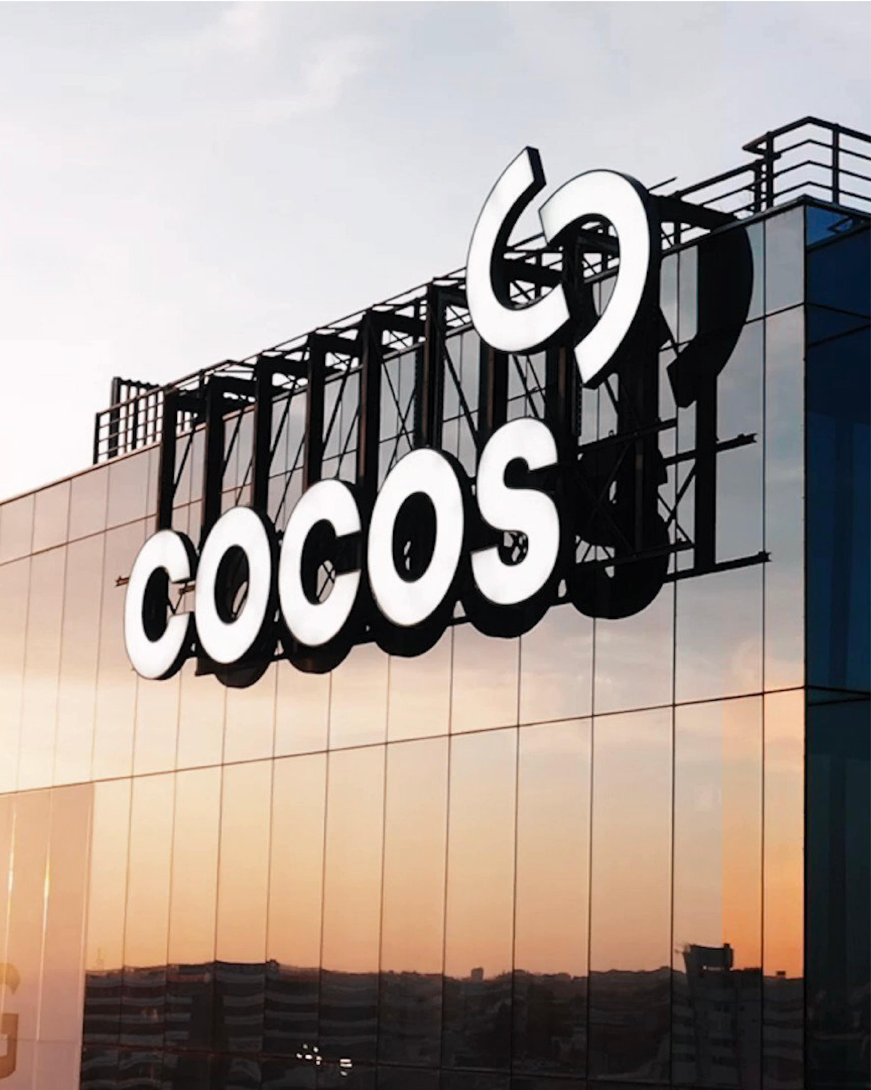 Estudio creativo especializado en Branding, Diseño Web y Packaging. Fundado en Buenos Aires en 2016. 2
