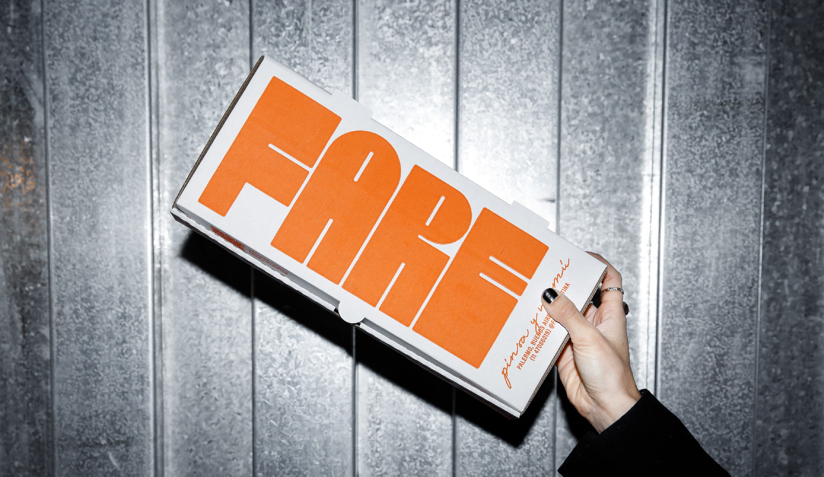 Estudio creativo especializado en Branding, Diseño Web y Packaging. Fundado en Buenos Aires en 2016. 10