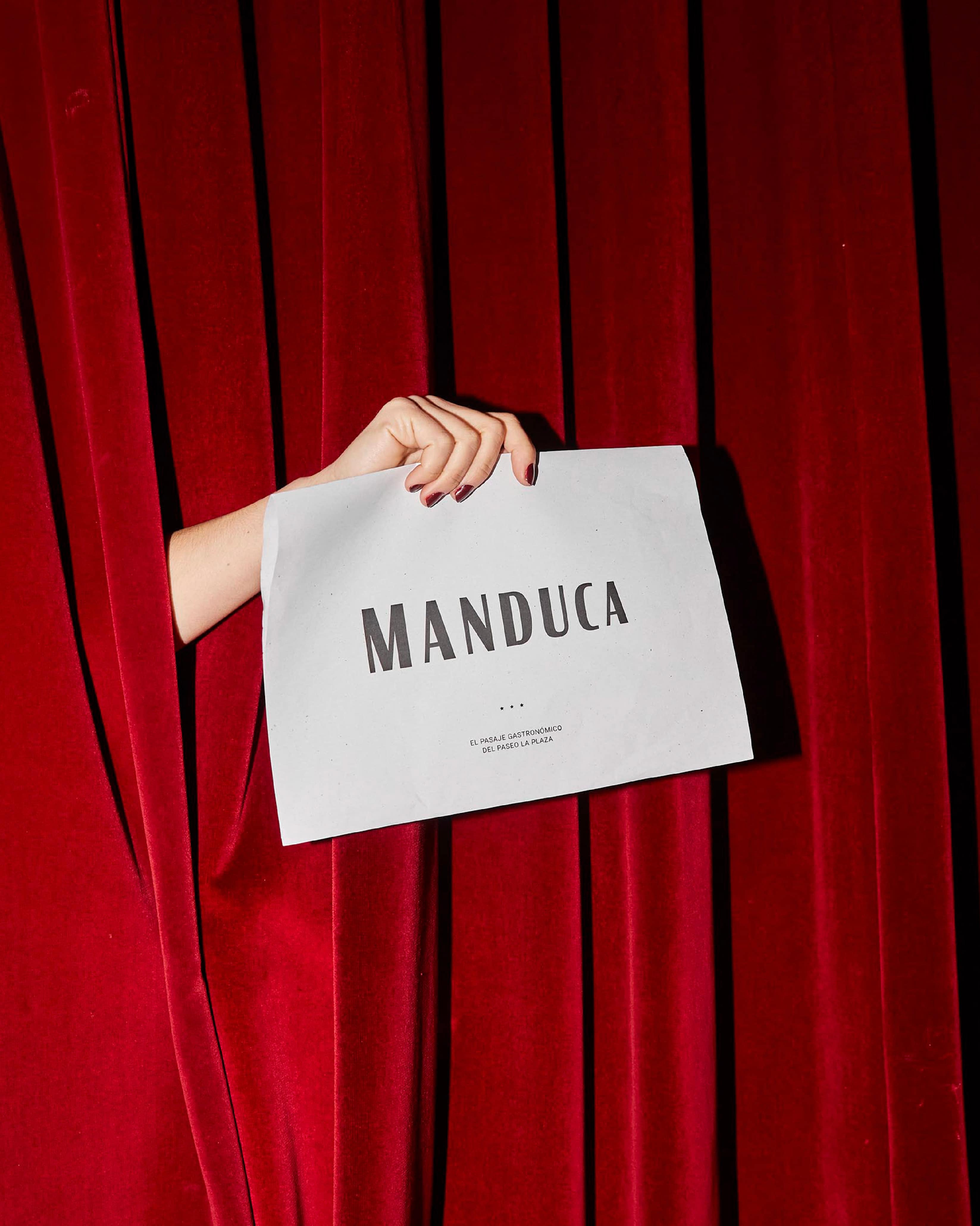 Estudio creativo especializado en Branding, Diseño Web y Packaging. Fundado en Buenos Aires en 2016. 3
