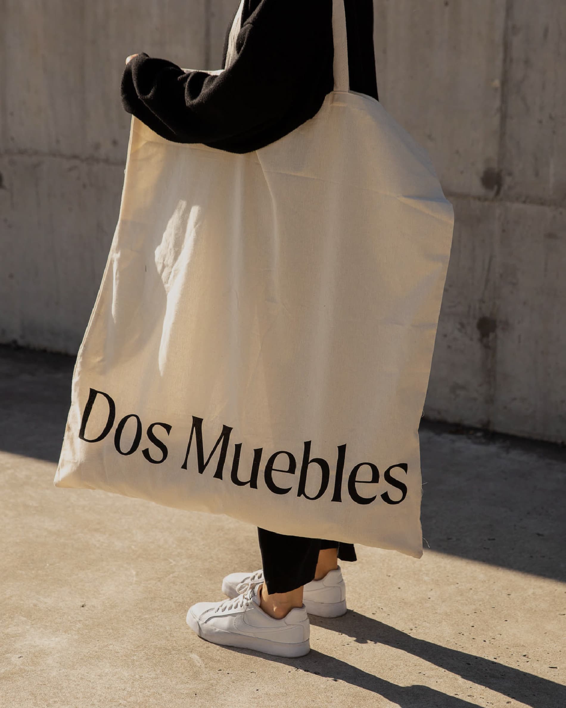 Dos Muebles